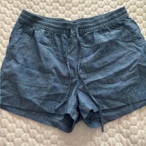 NWOT! J CREW flowy jean shorts!